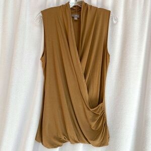 Jill Wearever Crossover Sleeveless Top, M